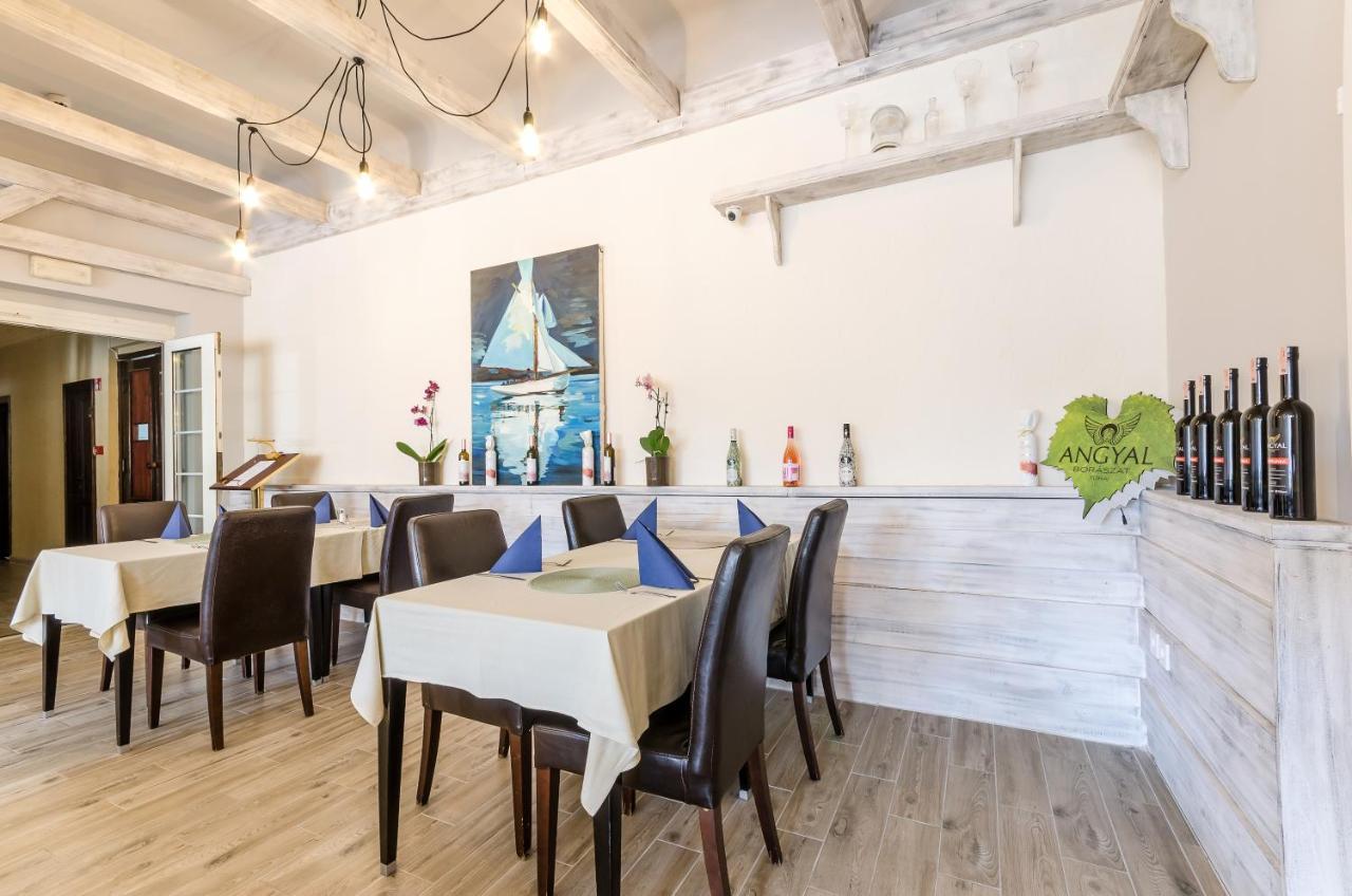Park Hotel Ambrozia Hajdúszoboszló 외부 사진